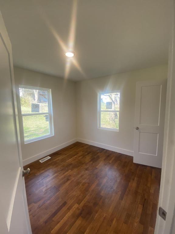 Foto del edificio - 2413 Webster Ct