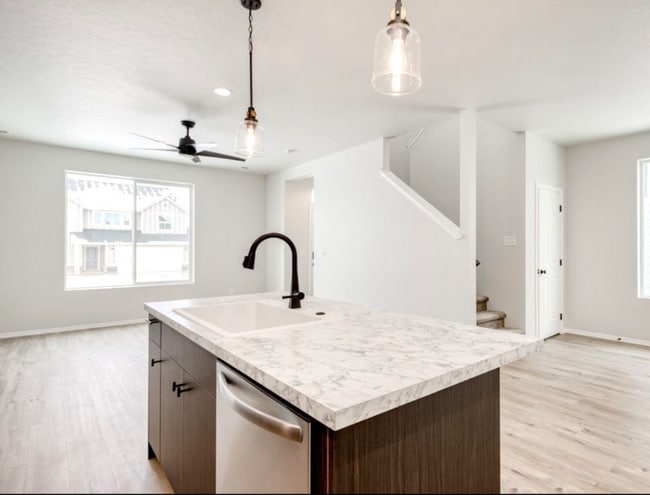 Foto del edificio - 2864 N Eagle Mdw Ave