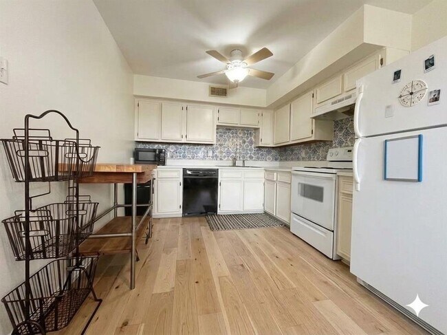 Foto del edificio - 4511 Avenue B