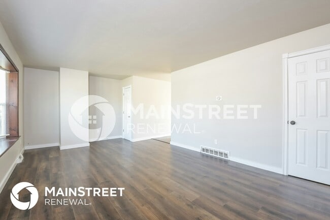 Building Photo - 3390 W 96th Ave