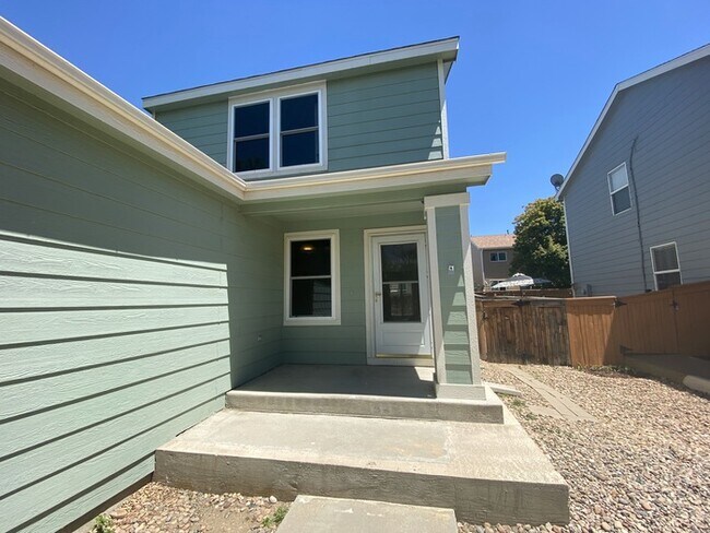 Building Photo - Beautiful Duplex in Brighton