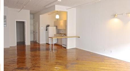 Foto del edificio - 740 Grand St