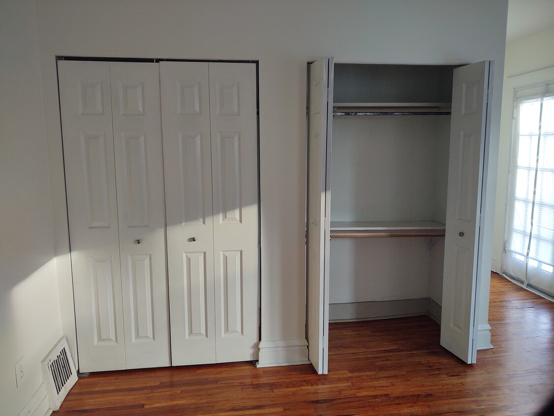 Full closet in bedroom - 1721 Nicholson Pl