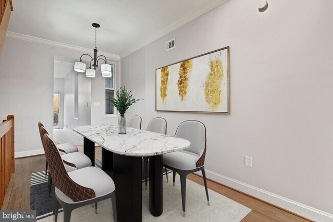 Foto del edificio - 708 L St SE