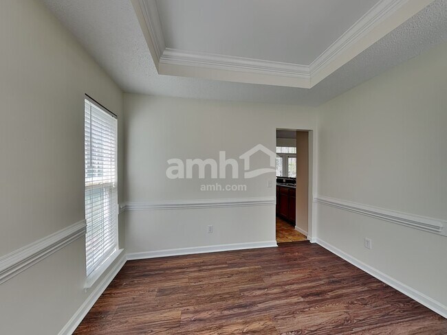 Foto del edificio - 9115 Whittel Place