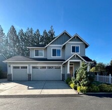Building Photo - 2519 NE 85th Cir