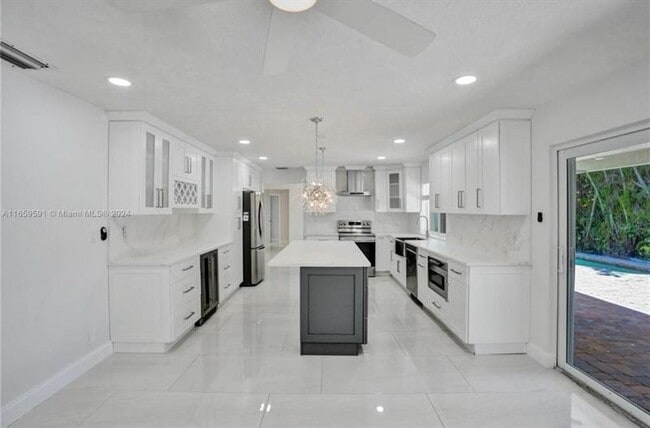 Building Photo - 11280 NW 40th St