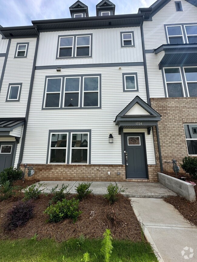 Building Photo - 1728 Blanche St