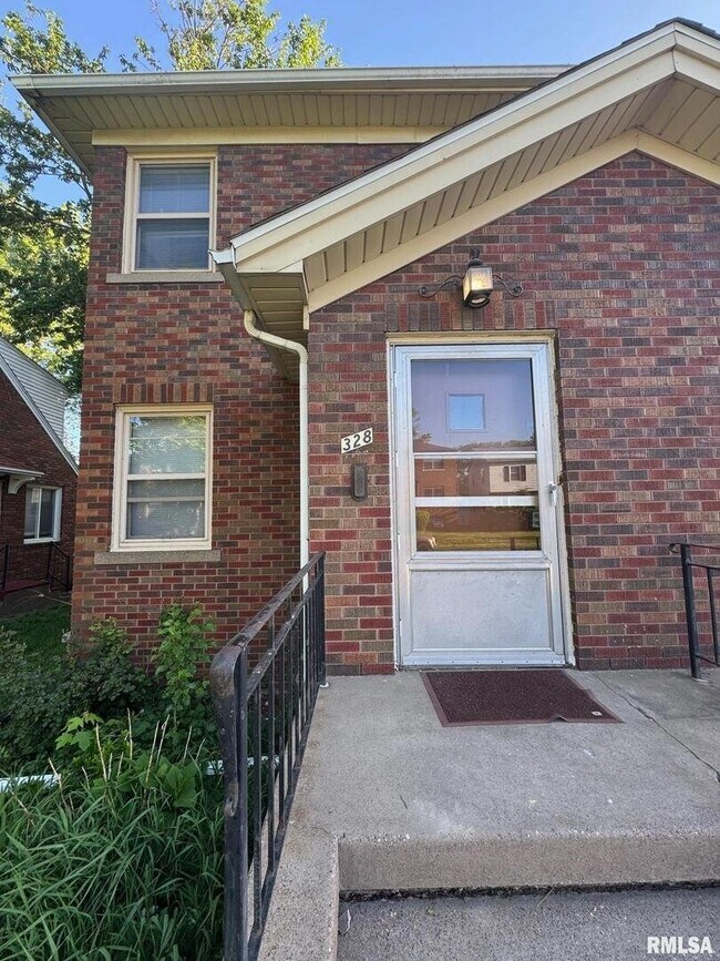 Foto del edificio - 326-328 W Hayes St