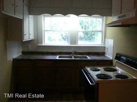 Building Photo - 3 br, 1 bath House - 809 Hillcrest Road