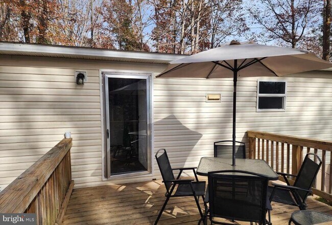 Foto del edificio - 8510 Darcy Ln