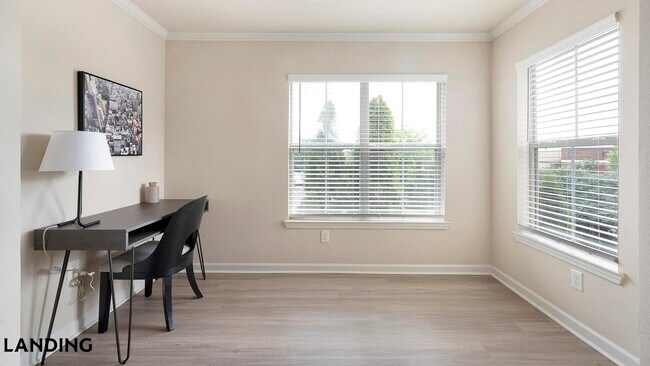 Foto del edificio - 210 Hillwood Blvd