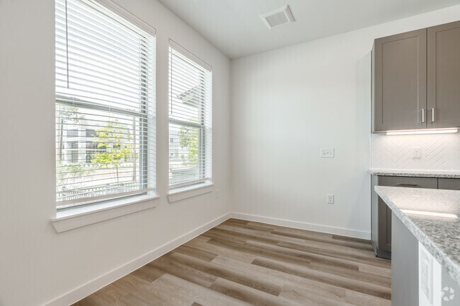 3BR, 2.5BA - 1,451SF - Dining Room - The Brookman