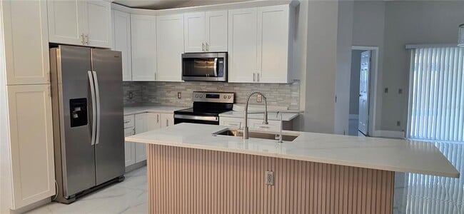Building Photo - 600 Abaco Ct