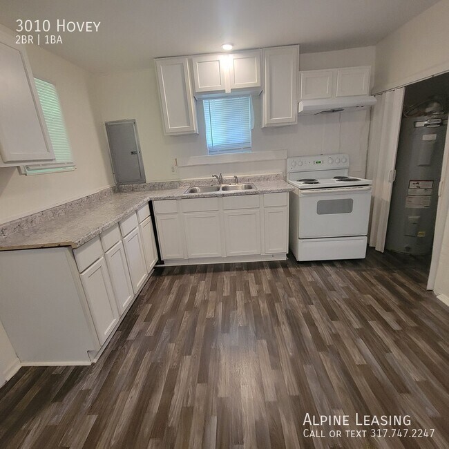 Building Photo - 3010 Hovey-