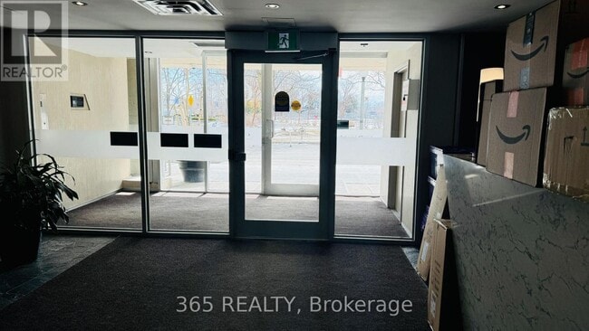 Building Photo - 650 Queens Quay W