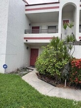 Building Photo - 1226 N Hiatus Rd