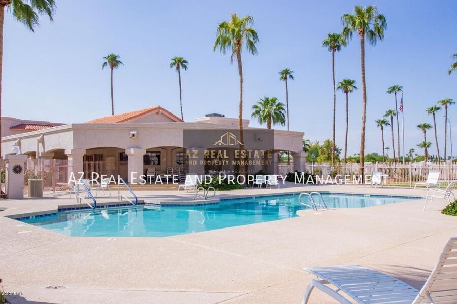 Foto principal - 9151 W Greenway Rd