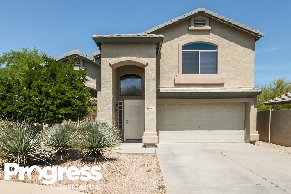 2446 W Running Deer Trail, Phoenix, AZ 85085 House Rental in Phoenix