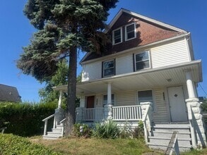 Building Photo - 2958 E 71st St