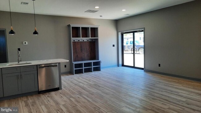 Foto del edificio - 7459 John Marshall Hwy