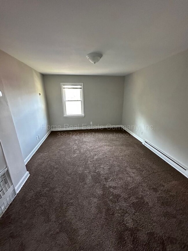 Building Photo - 1447 Clark Ave