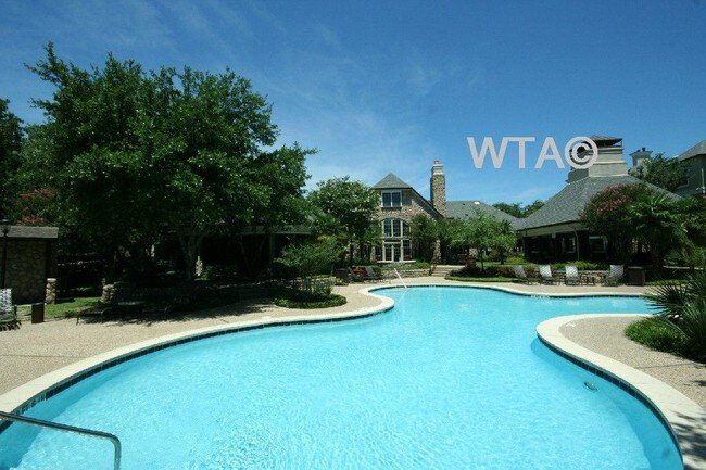 Foto del edificio - 3 bedroom in Austin TX 78745