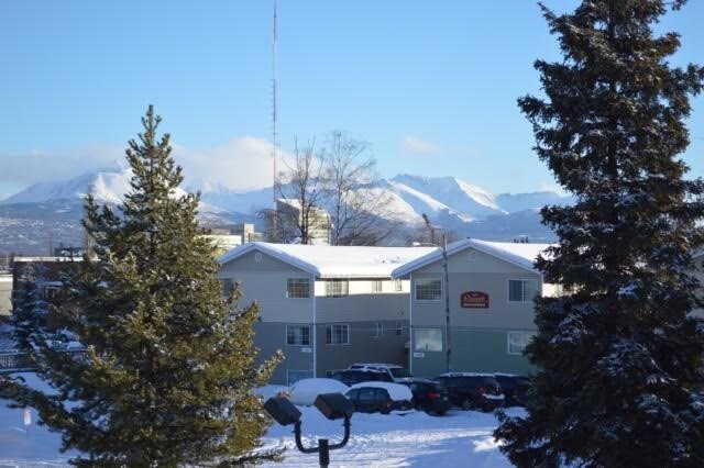 Building Photo - 1425 W 27th Ave