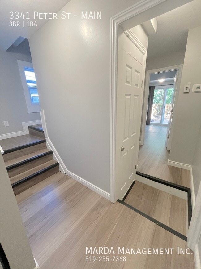 Building Photo - RENOVATED 3+1BEDROOM/1-BATH TOWNHOUSE IN WEST WINDSOR -ALL INCLUSIVE