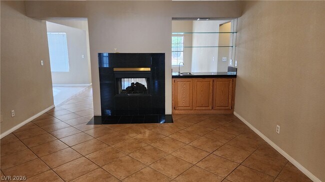 Building Photo - 5709 Spicewood Cir