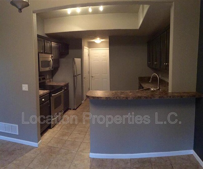 Building Photo - 5120 Veronica Dr