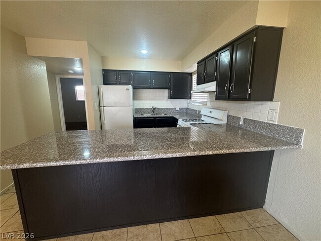 Foto del edificio - 4360 Twin View Cir