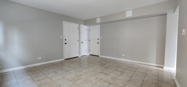 Building Photo - 839 Lathrop Ave