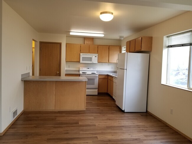 Foto del edificio - 570-572 SE Shoemaker Place