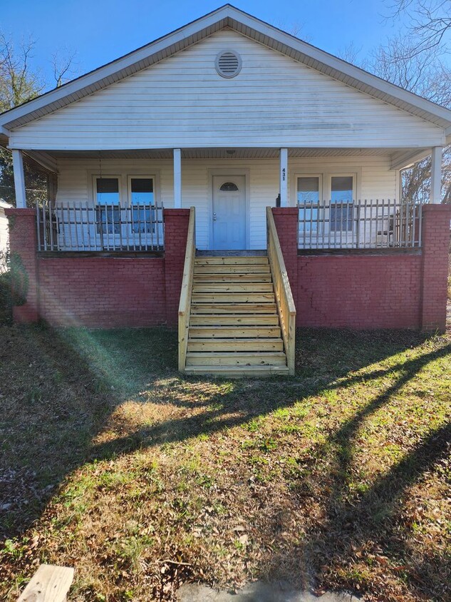 Foto principal - 4br/2ba House in Downtown (Durham)