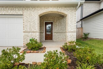 Building Photo - 10783 Sora Dr