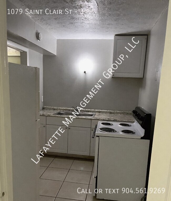 Foto del edificio - 1079 St Clair St