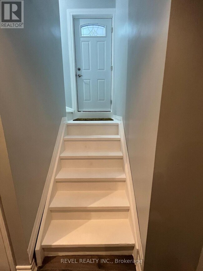 Photo du bâtiment - 194 Willowbrook Dr