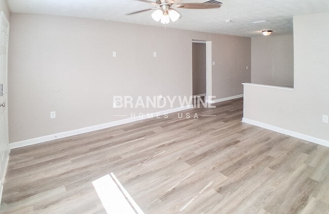 Building Photo - 7307 Cypress Dr