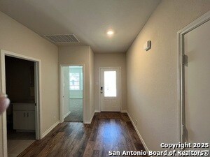 Foto del edificio - 5518 Stormie Keep