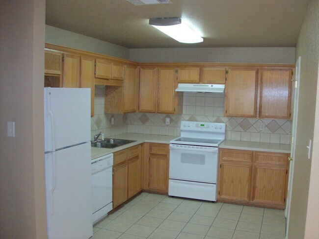 Foto del edificio - Charming Duplex with Great Features & Loca...