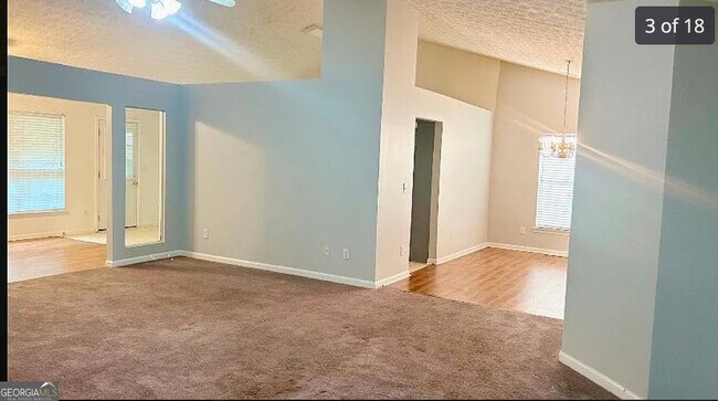 Foto del edificio - 2361 Cove Lake Way