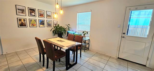 Foto del edificio - 2704 Slatewood Dr