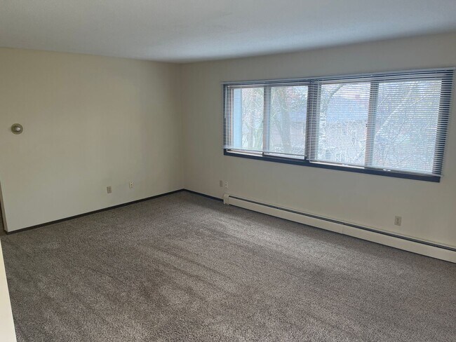 Foto del edificio - 2010 Greysolon Rd