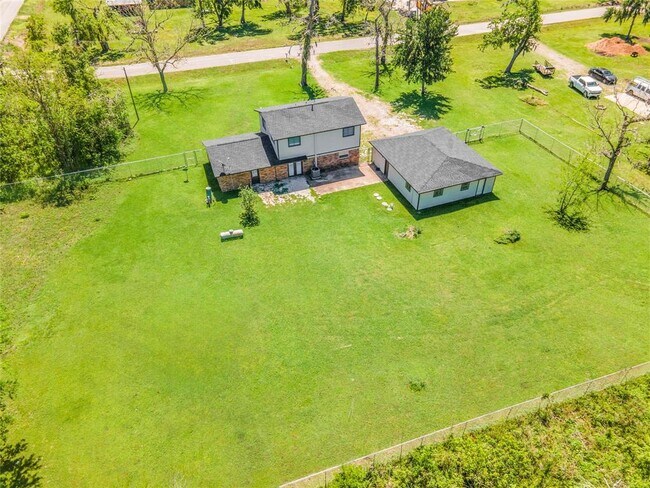 Foto del edificio - 2708 County Rd 686