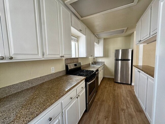 Foto del edificio - 1088 Bangor Ln