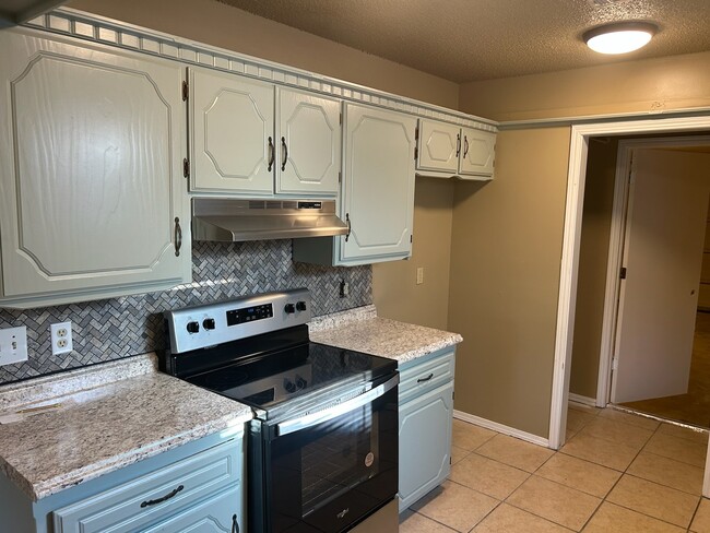 Foto del edificio - 933 Windsor Ct