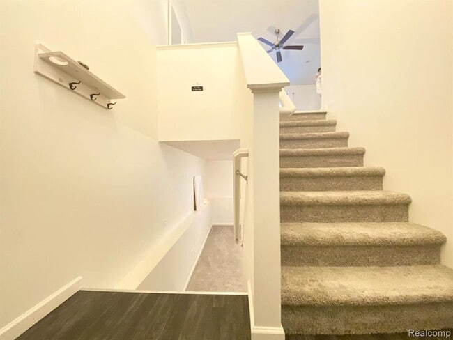 Foto del edificio - 1734 Burr Pond Ln