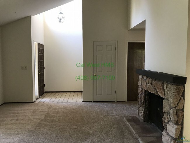 Building Photo - 4847 Capistrano Ave