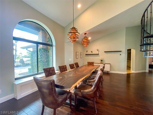 Foto del edificio - 5330 SW 11th Ct